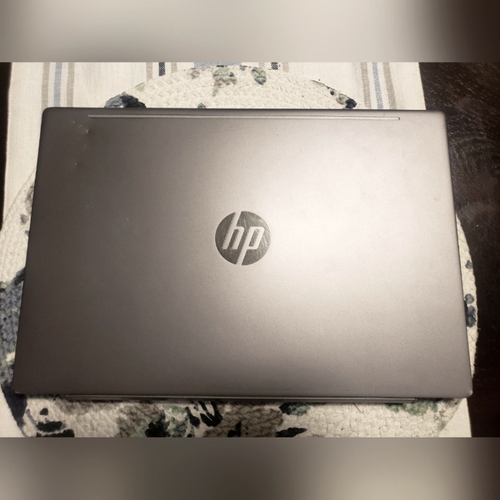 HP Pavilion Laptop - 14-ce0068st